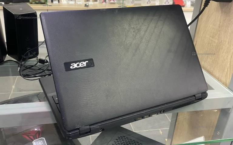 Ноутбук Acer Pentium/4RAM/500HDD