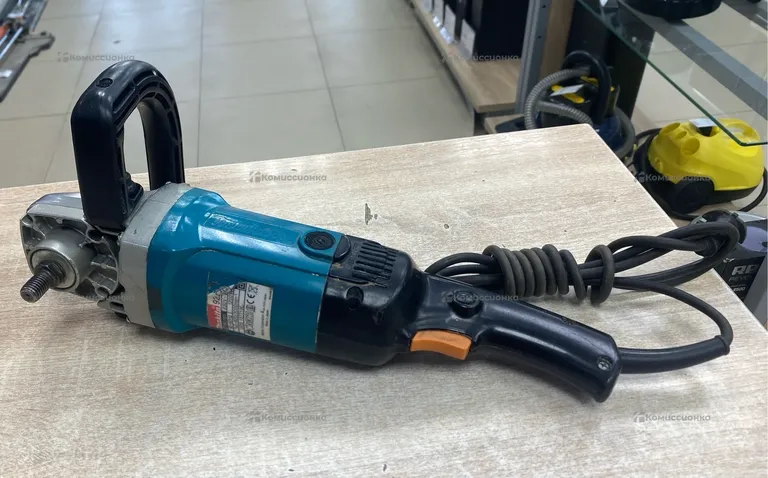 Полировальная машина makita 9227CB