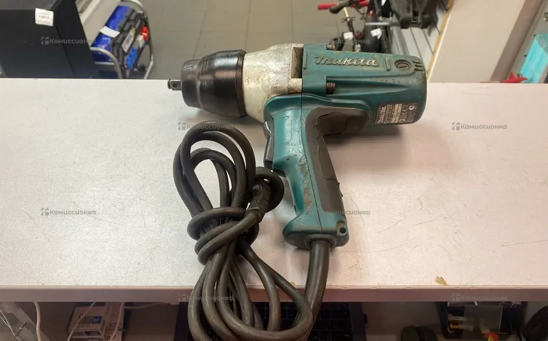 Гайковерт makita TW0350