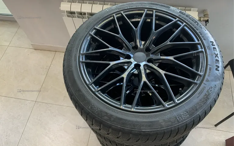 Шины Nexen WINGUARD Sport 2 245/45 R20 диски