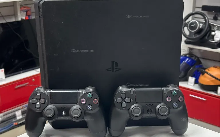 Приставка PS4. slim 1tb