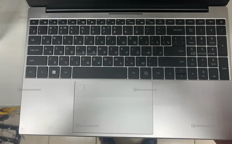 Ноутбук  timio v14 / i7-6600