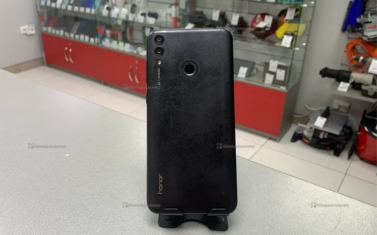 Honor 8C 3/32 ГБ