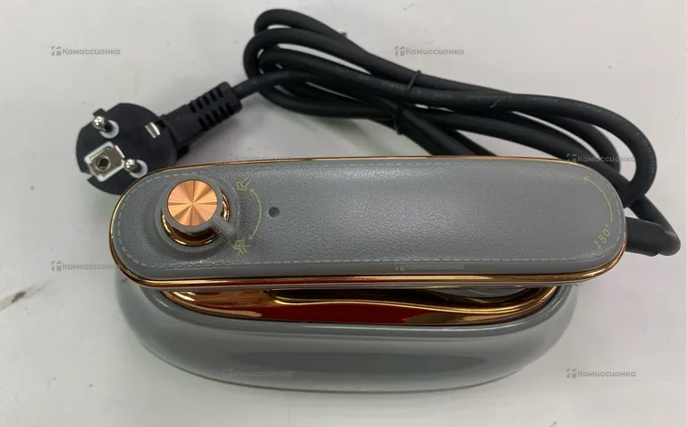 Travel steam iron