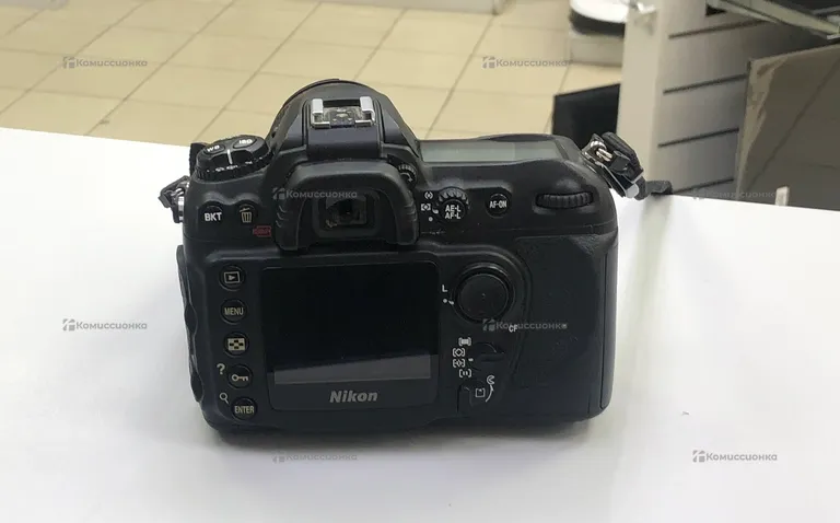 Фотоаппарат  Nikon d200