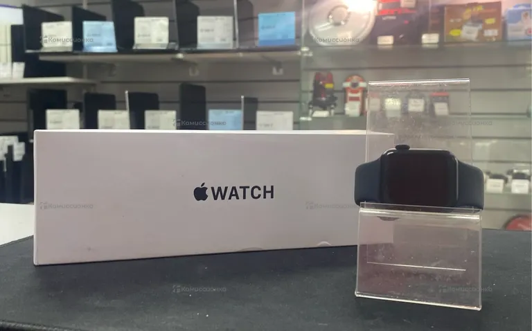 Часы  Apple Watch SE Gen2 40мм