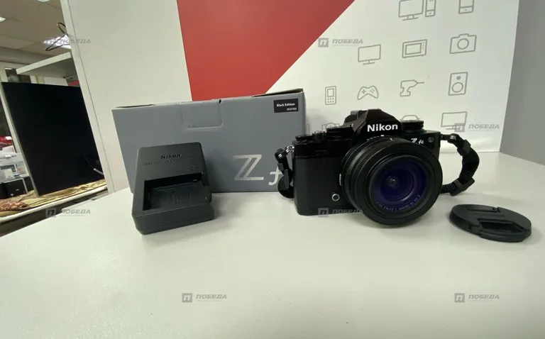 Фотоаппарат Nikon ZFC