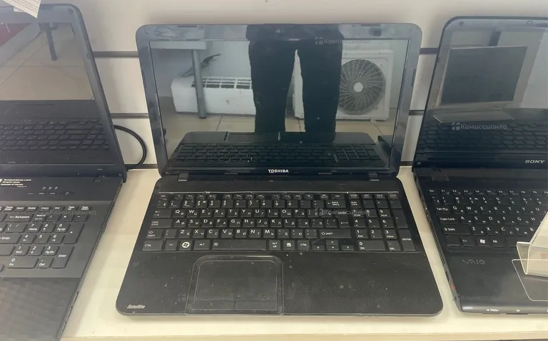 Ноутбук Toshiba