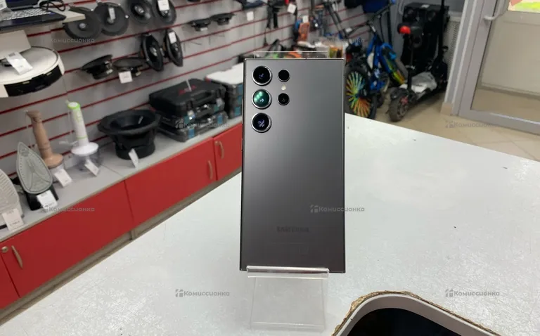 Samsung Galaxy S24 ultra 256