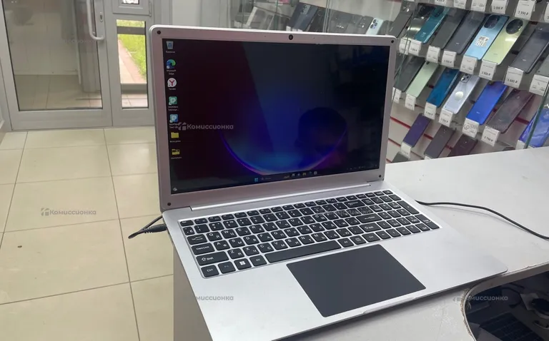 Ноутбук  Dexp Aquilion C15