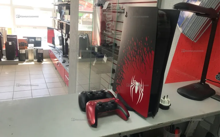 Sony ps5 825gb