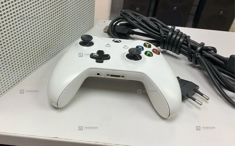 Xbox One S 500 ГБ