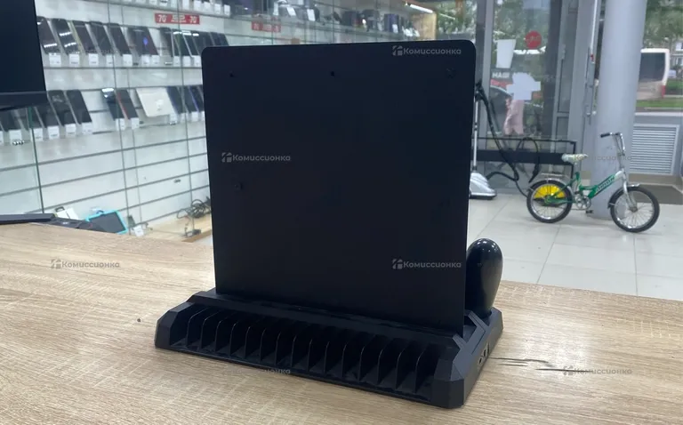 Приставка PS4. PS 4 slim 500gb