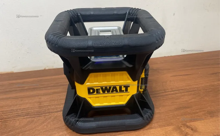 Ротационный нивелир Dewalt DCE079G
