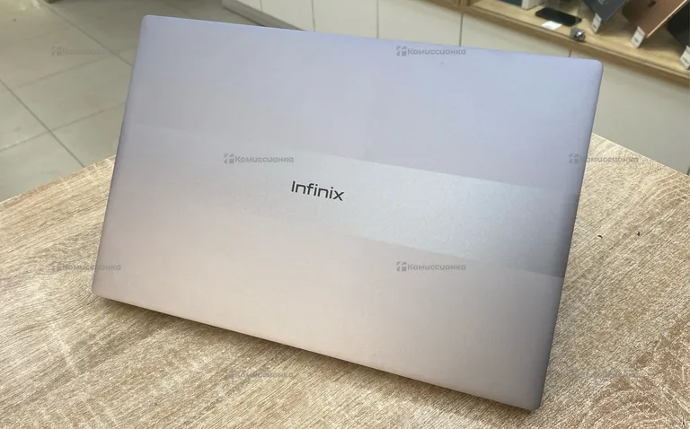 Ноутбук  infinix Y3 Plus