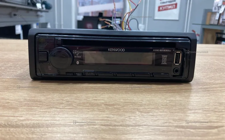 Автомагнитола  Kenwood KDC-BT530u