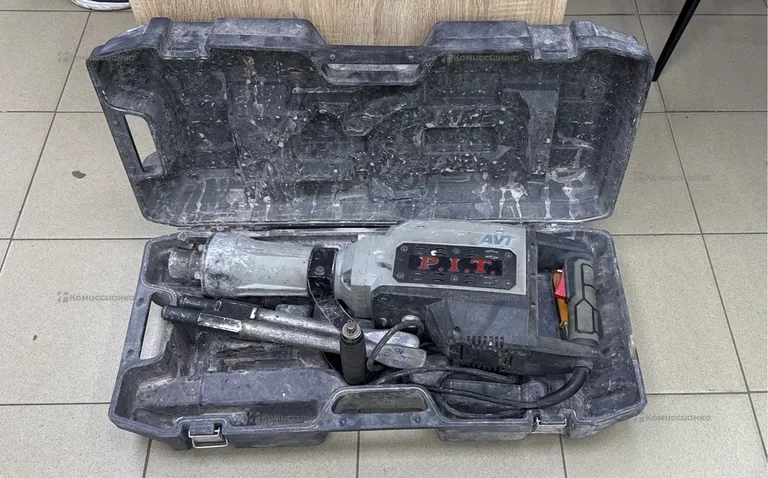 Отбойный молоток P.I.T. GSH90-C2