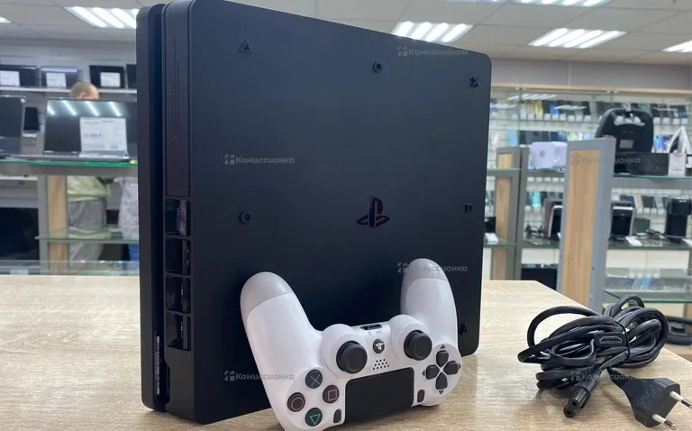 Приставка PS4. Slim 500 ГБ