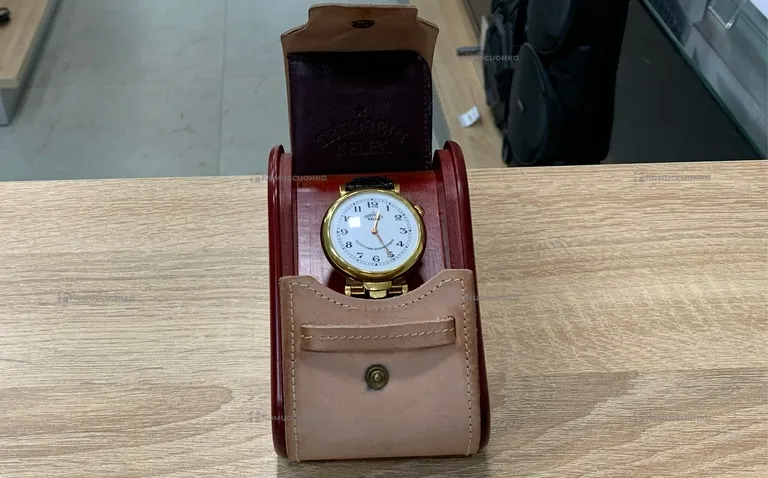 Часы kelek theorein