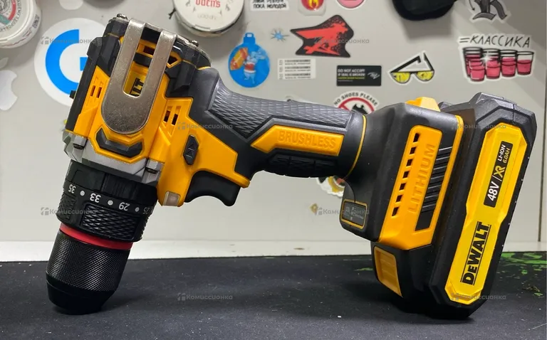 дрель-шуруповерт Dewalt копия