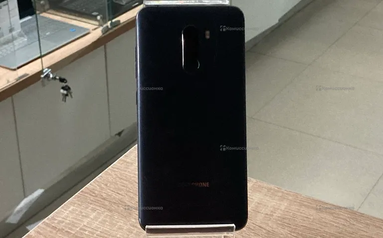 Xiaomi Pocophone F1 6/128 ГБ
