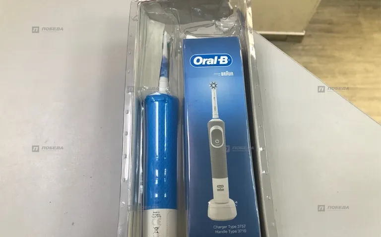 Зубная щетка Oral b Frozen