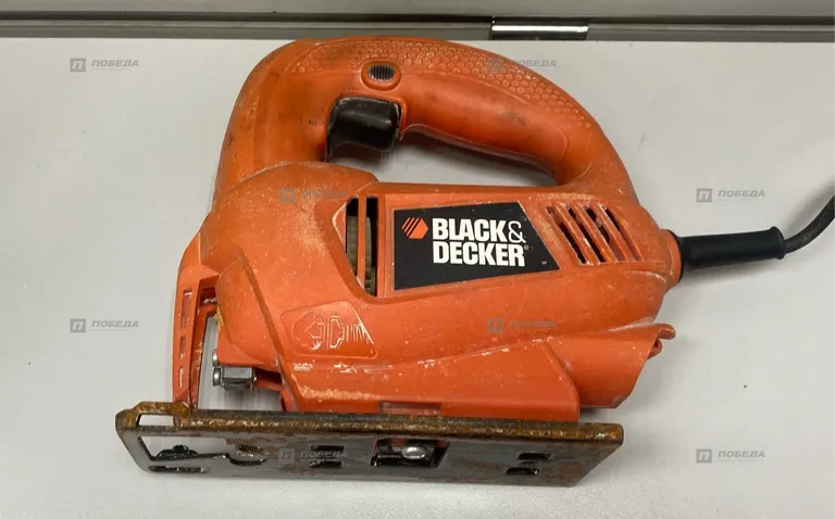 Электролобзик BLACK+DECKER KS495