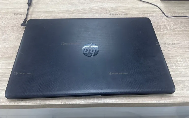 Ноутбук HP i5-8250U/12/256