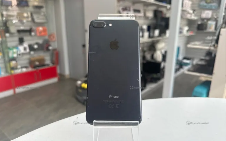 Apple iPhone 7 Plus 32 ГБ