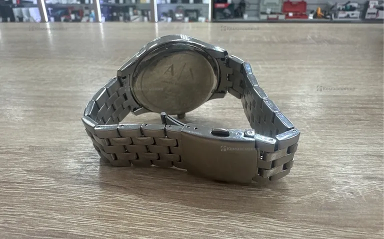 Часы Armani