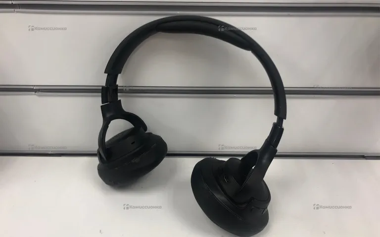 Наушники JBl Tune 700BT
