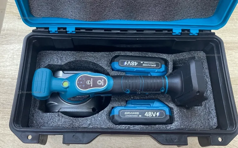 Аккумуляторная виброприсоска для плитки Gramis 18V