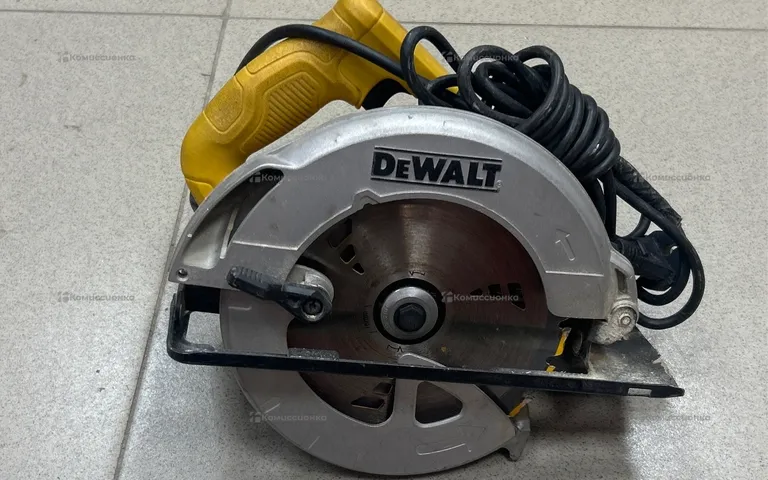 Дисковая пила dewalt DWE560