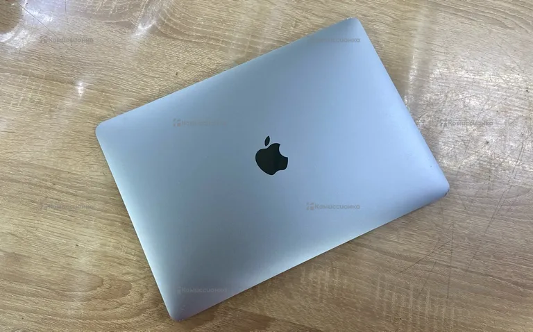 Ноутбук MacBook Pro 13 M2 2022