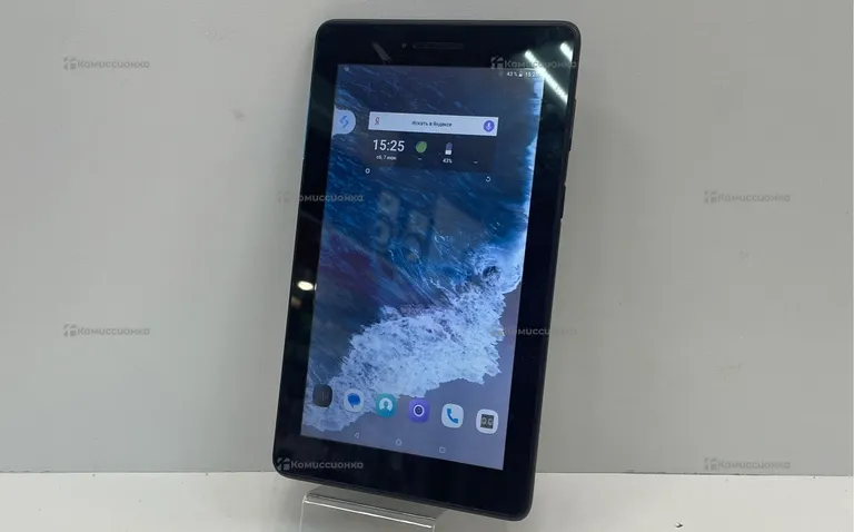 Планшет Lenovo Tab 4 TB-7104i 16Gb
