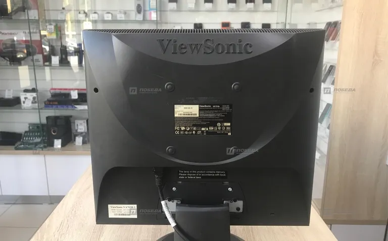 Монитор Viewsonic VA703B