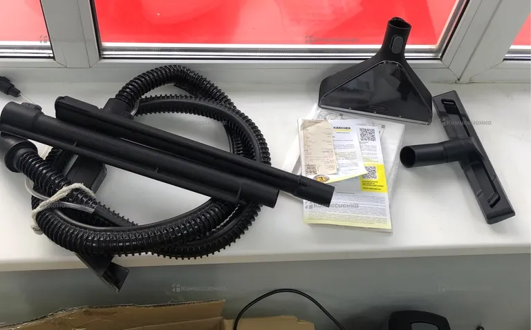 Пылесос  Karcher SE4 Plus