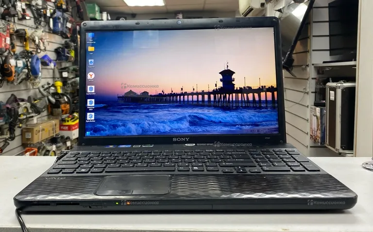Ноутбук  Sony Vaio PCG-71812V