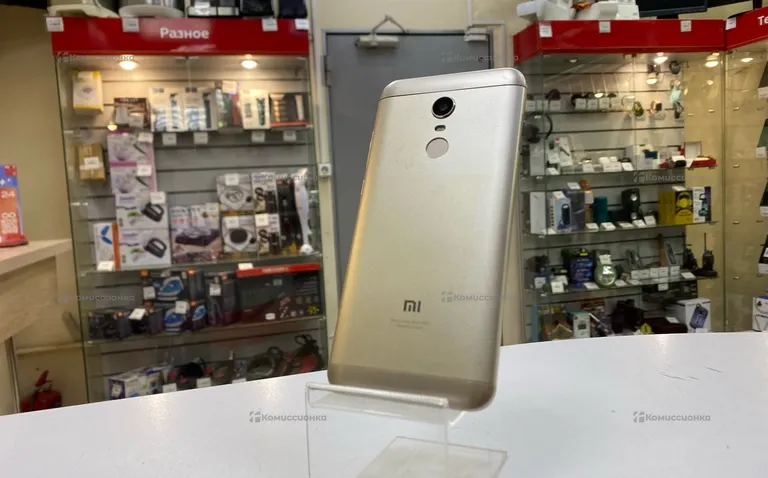 Xiaomi Redmi 5 Plus 3/32Gb