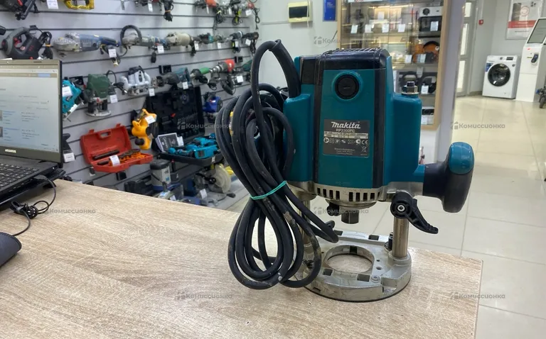 Фрезер makita RP2300FCX