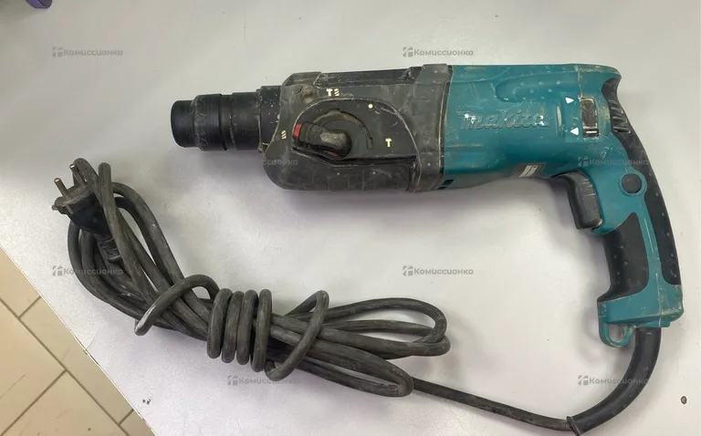 Перфоратор Makita HR2470 (peп)