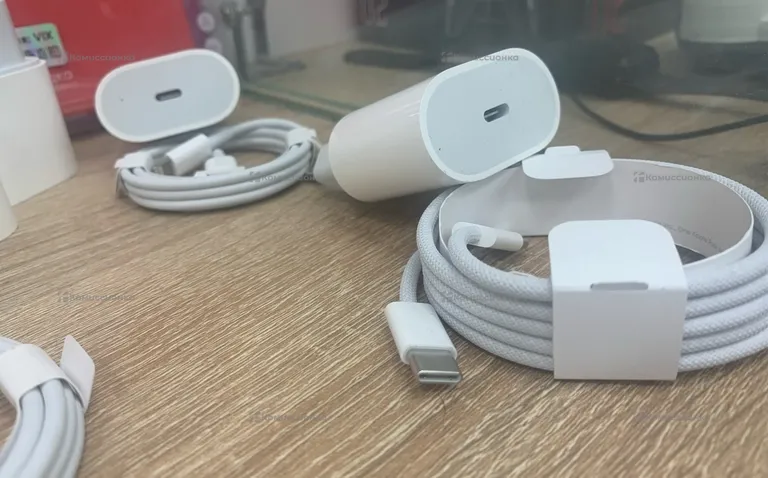 Зарядка Apple