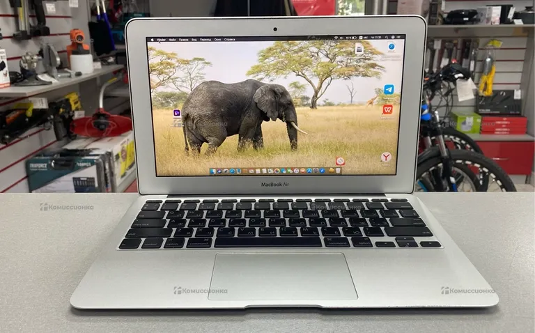 MacBook Air (11-inch,Late 2010)