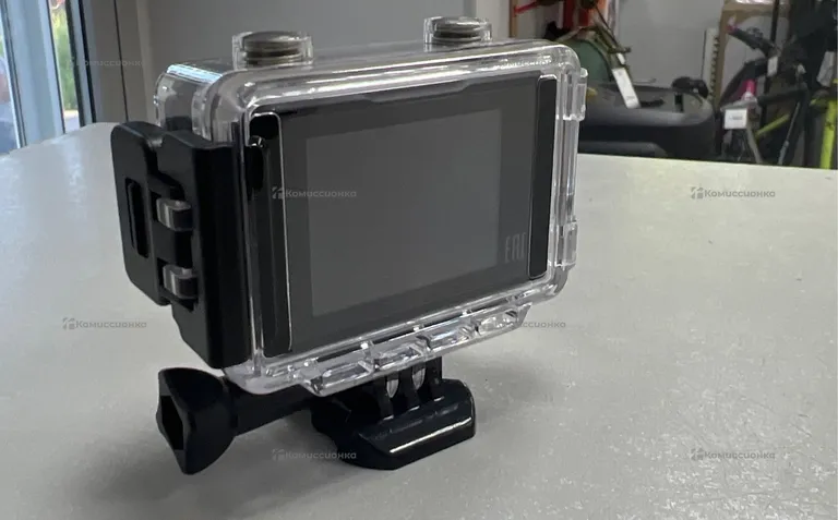 Экшен камера Digma DiCam 520
