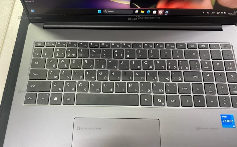 Ноутбук  Honor MagicBook X16 2025