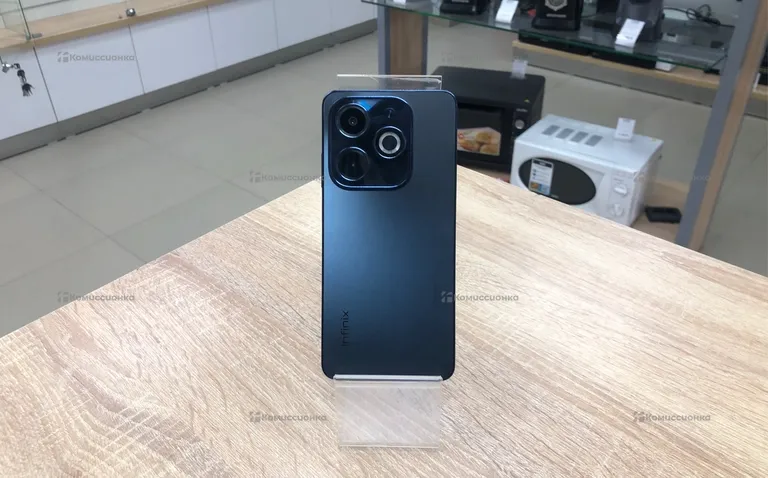 Infinix HOT 40i 8/128 ГБ
