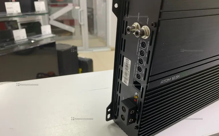 Усилитель  Deaf Bonce Atom 12.5k pro