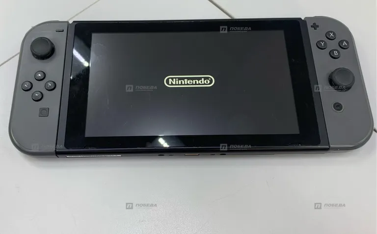 Nintendo Switch HAC-001