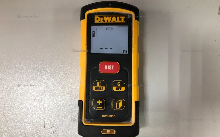 Лазерная рулетка Dewalt DW03050