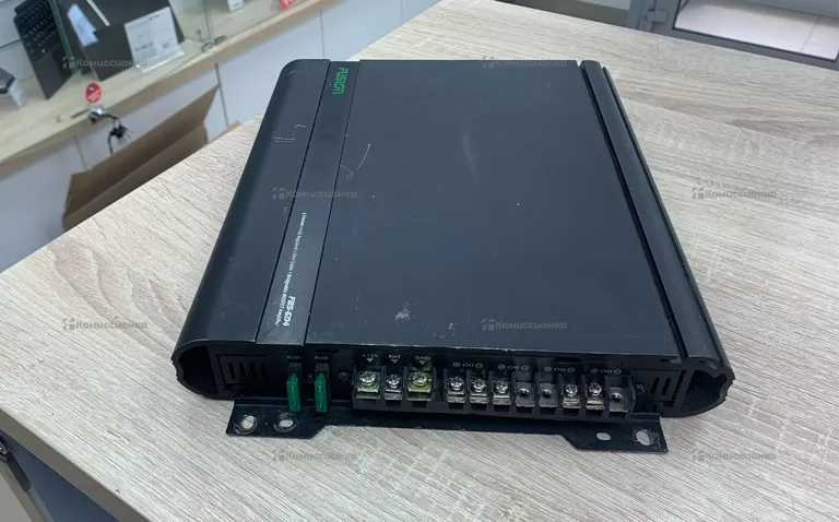 Усилитель  FUSION FBS-604